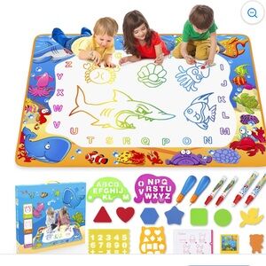 NWT Toyk Water Doodle Mat - Kids Painting Writing Color Doodle Drawing Mat Toy.